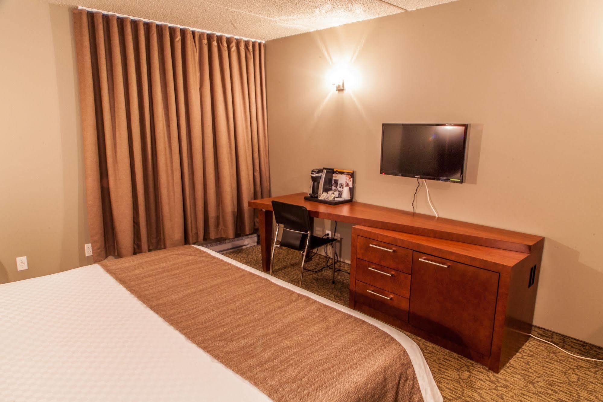 Motel Labarre Longueuil Bagian luar foto