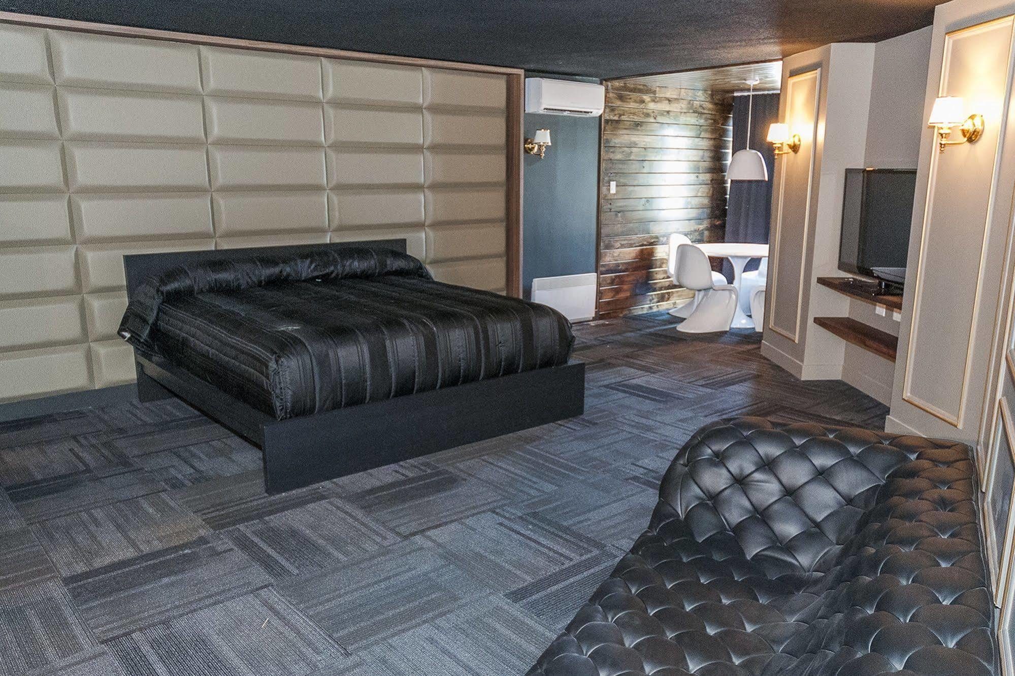 Motel Labarre Longueuil Bagian luar foto