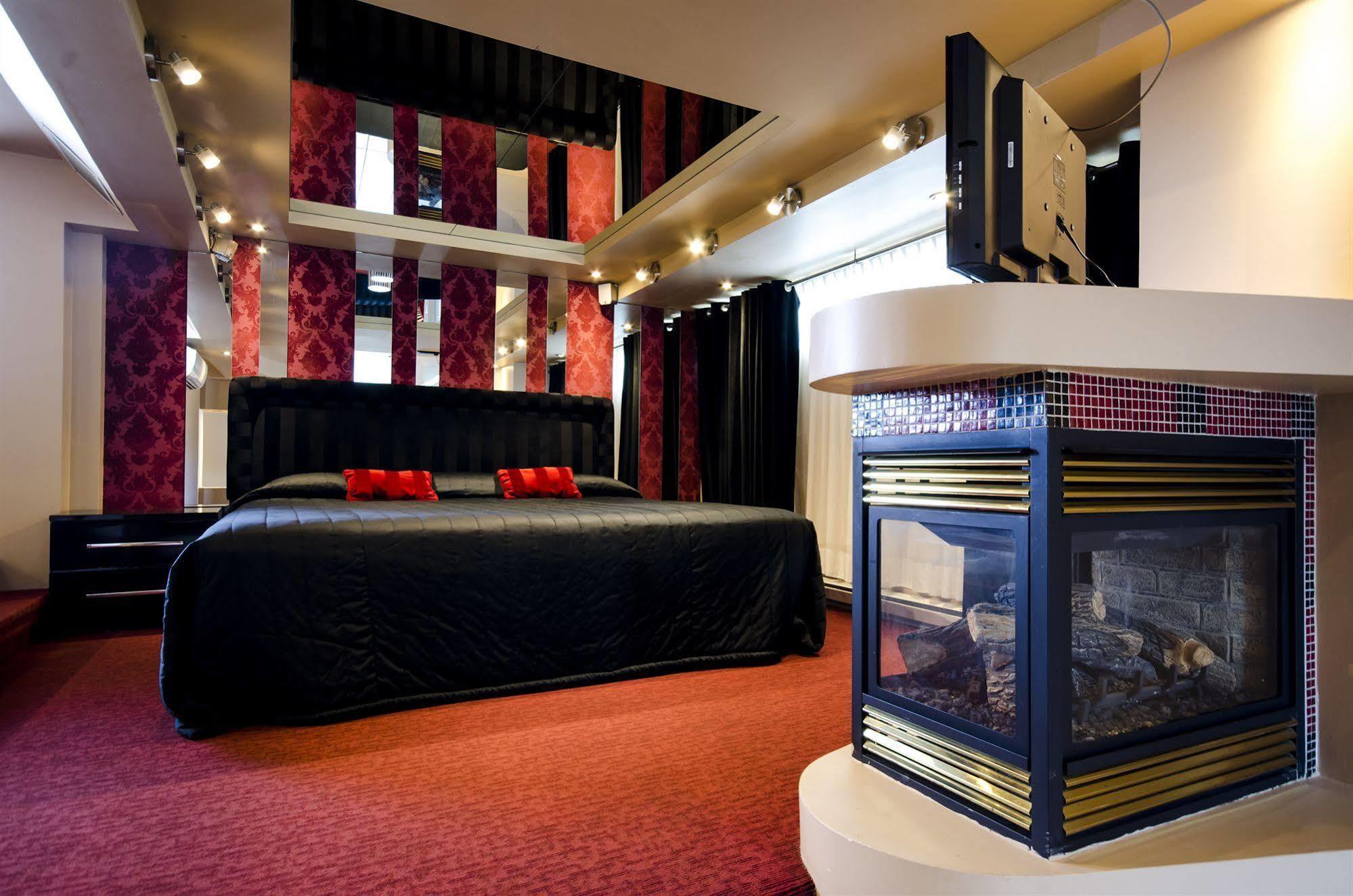 Motel Labarre Longueuil Bagian luar foto