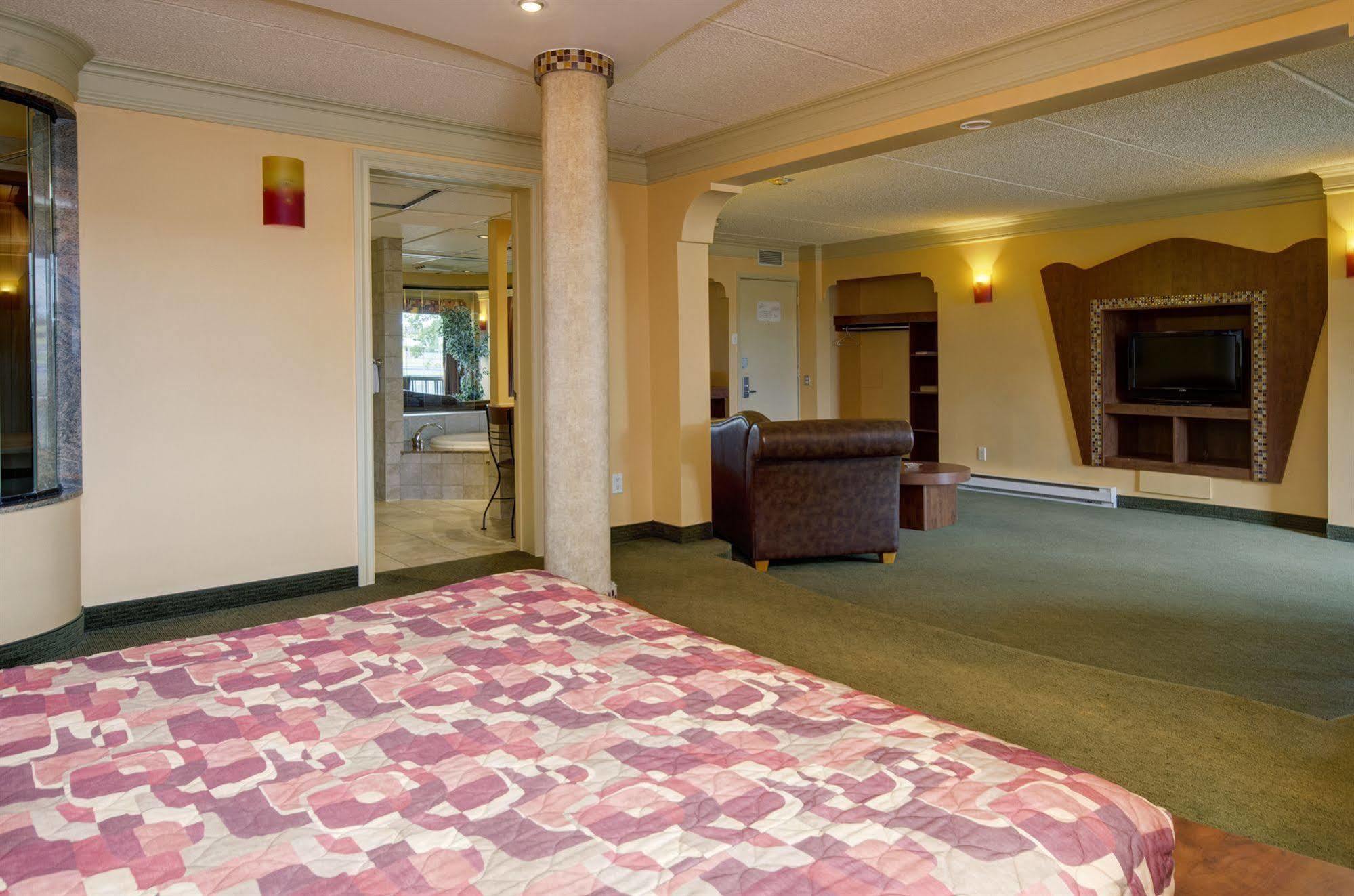 Motel Labarre Longueuil Bagian luar foto
