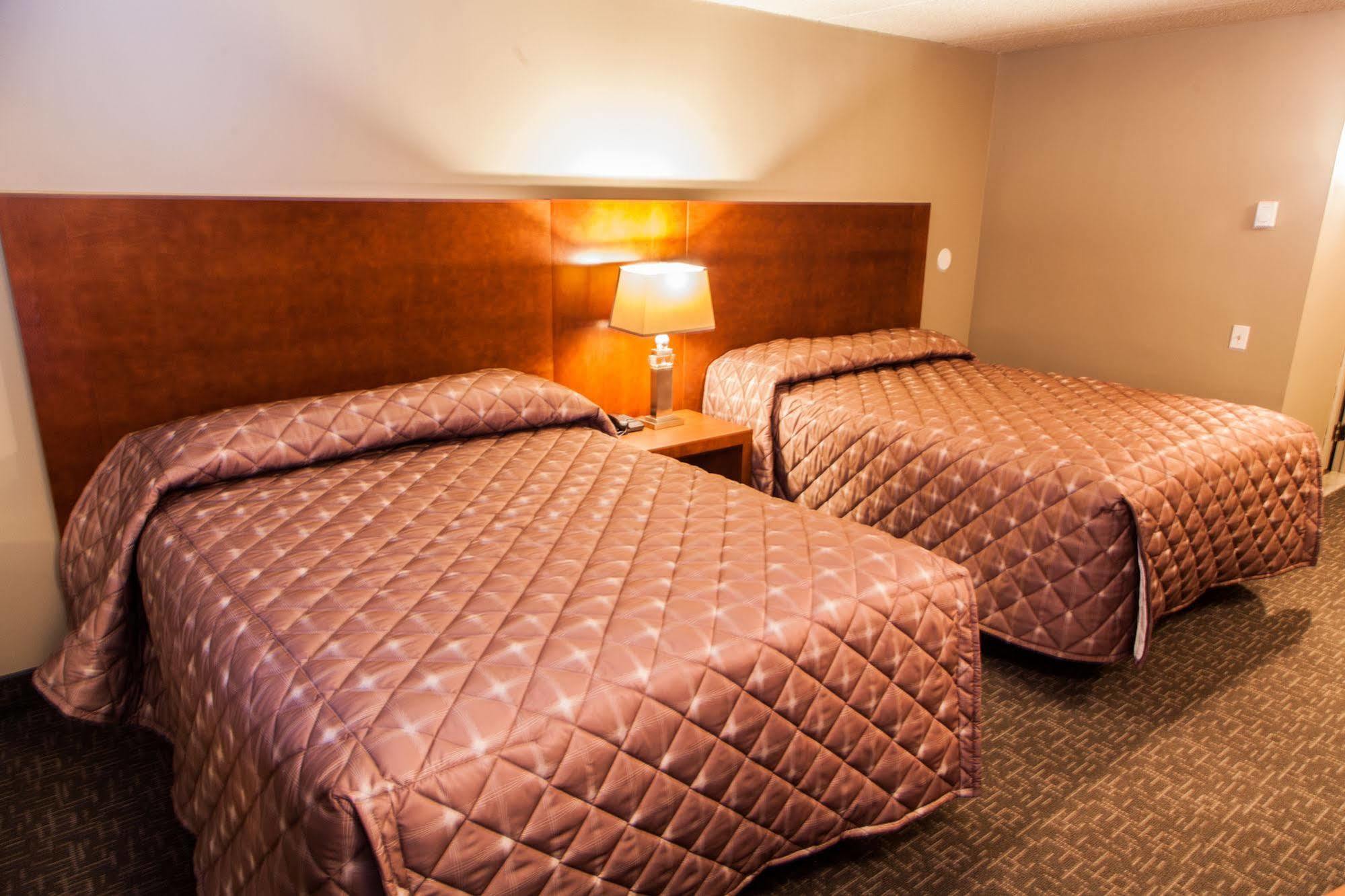 Motel Labarre Longueuil Bagian luar foto